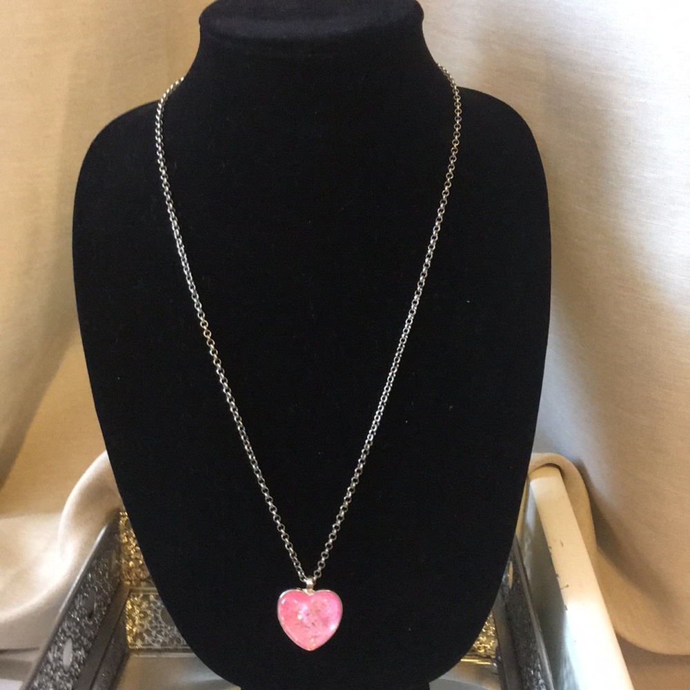 a heart shaped pendent Pink necklace